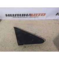 Накладка крыла правая FORD Focus 2 1683639
