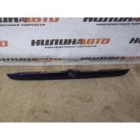 Молдинг крышки багажника MITSUBISHI Carisma MN133888