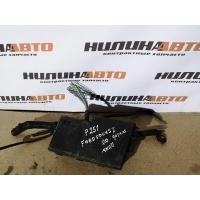 Блок предохранителей (под капотом) FORD Focus 2 1223183