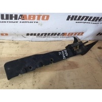 Накладка петли капота левая FORD Focus 2 1486801