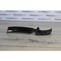 Кронштейн подкрылка VOLKSWAGEN Passat B6 3C0807178