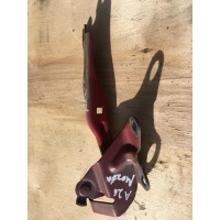 Петля капота правая MAZDA 3 BK B32H52410A