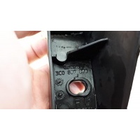Кронштейн переднего бампера правый VOLKSWAGEN Passat B6 3C0807890A