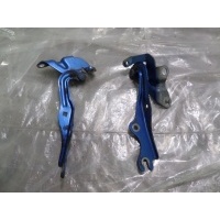 Петля капота левая MAZDA 3 BK BP4K52420B