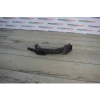 Кронштейн переднего бампера правый VOLKSWAGEN Golf 5 1K0807890A