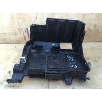 Площадка аккумулятора RENAULT Scenic 2 8200467409