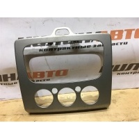 Рамка магнитолы FORD Focus 2 1539347