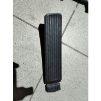 Мерседес w123 w124 педаль газа 1233010082