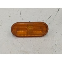 Повторитель передний левый Volkswagen Passat B5 1999 3B0949117B