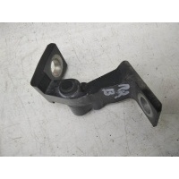 Петля двери передней правой верхняя skoda Rapid (NH3) 2013-2020 8K0831402D