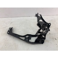 Кронштейн фары BMW 1er F40 2019- 51647459882