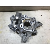 Кулак задний правый bmw G30 G31 33306861138
