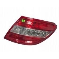 W204 фара правый правая задняя задняя a2049068802