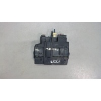 Блок предохранителей Mazda Demio 1997-2003 2002 D267-66-760A