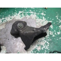 Кронштейн КПП Audi A4 1995 8d0399114l