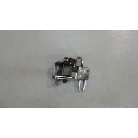 Петля двери, перед. правая Volkswagen Passat 6 2005-2010 2010 3C8831412A
