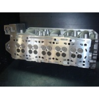 Головка блока цилиндров 2 , 4 d d5 volvo 30731988 готова для монтажа