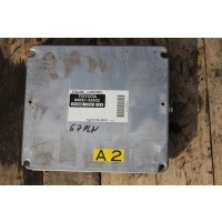 Блок управления rav4 ii 2.0 vvti 89661 - 42a22