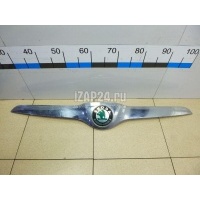 Молдинг капота VAG Yeti (2009 - ) 5L0853633