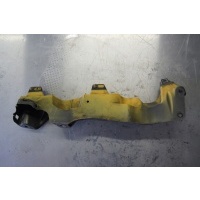 Kangoo ii крепление крыла правое 8200381902