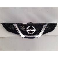 Решетка радиатора nissan qashqai 2 ii j11 2013 - 2017