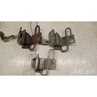 Петля двери передней правой A4 S4,RS4 2001 8e0831412e