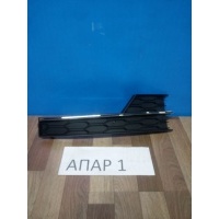 Решетка в бампер нижняя правая Skoda Octavia 3 A7 2013-2020 5E0807682G 9B9