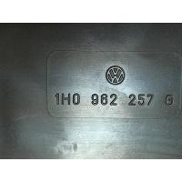 Компрессор центрального замка Volkswagen Passat 4 1994-1996 1995 1H0962257G
