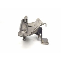кронштейн двигателя левый Volkswagen Touareg 2005 070199308A
