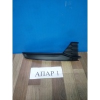 Окантовка противотуманной фары правая Skoda Rapid 2012-2020 5JA807682A 9B9