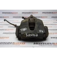 Суппорт передний правый HONDA Accord 7 45002SEAE01