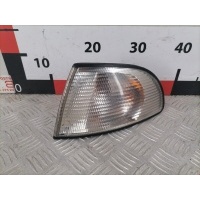 Поворотник левый Audi A4 B5 1998 8D0953049A