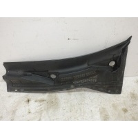 Водосток лобового стекла (жабо) Nissan X-Trail T30 2000-2007 668638H900