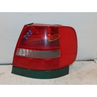 Фонарь задний правый Audi A4 B5 1995-2001 8D0945096F