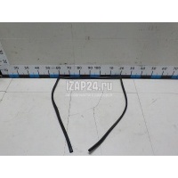 Уплотнитель стекла двери Toyota Land Cruiser (120)-Prado (2002 - 2009) 6814260050