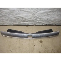 Накладка внутренняя на заднюю панель кузова Audi Q7 4L 2007 4L0864483A