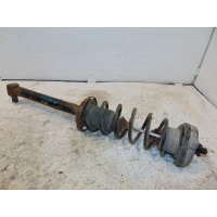 Стойка задняя правая в сборе Audi A4 B5 1995-2001 8D5513031K