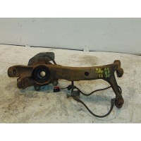 Кулак передний правый Audi A4 B5 1995-2001 8D0407258AL