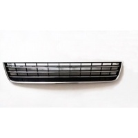 Volkswagen touareg rok 2010 - 2014 решетка радиатора решётка