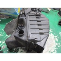 Корпус воздушного фильтра Audi A4 2002 06b133837aj