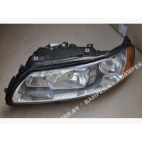 Фара левая Volvo XC70 2005 30678933