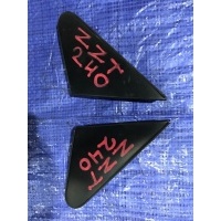 уголок двери Toyota Premio ZZT240 2005 60118-20010