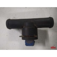 Фланец (тройник) системы охлаждения Audi 80 B4 1994 4A0 819 497, 4A0819497