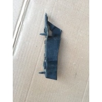 крепление бампера Audi A4 B8 2011 8K0807284