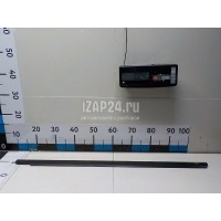 Накладка стекла переднего левого Mitsubishi Pajero/Montero II (V1, V2, V3, V4) (1991 - 1996) mb669117
