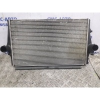 Интеркулер Volvo S60, S80, XC70, V70 2003-2007 8671694