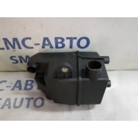 Маслоуловитель Volvo S60, S80, XC70, XC90, V70 8692211