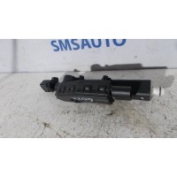 Форсунка омывателя фар Volvo S80, V70, XC70 2008-2010 30663580