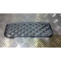 Решетка бампера Volkswagen Touareg 7L6853676