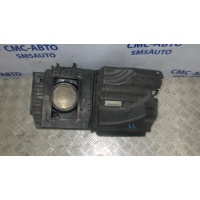 Корпус воздушного фильтра Volvo C30 2007-2010 30677194